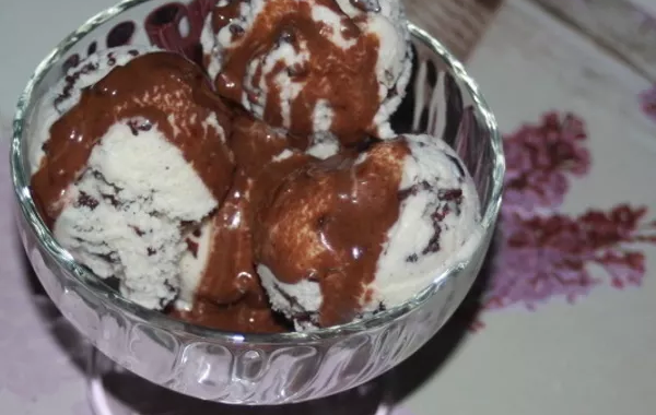 Coupe glacée stracciatella et sa sauce fudge sans cook'in