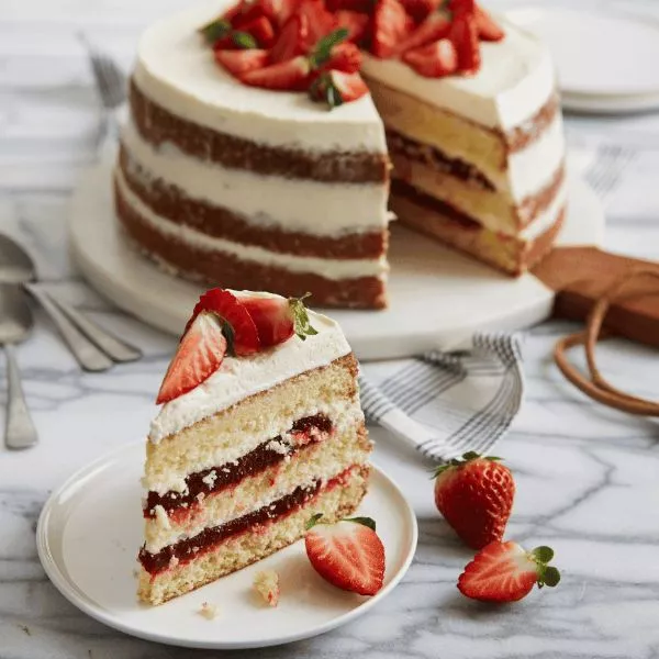 Layer cake à la fraise