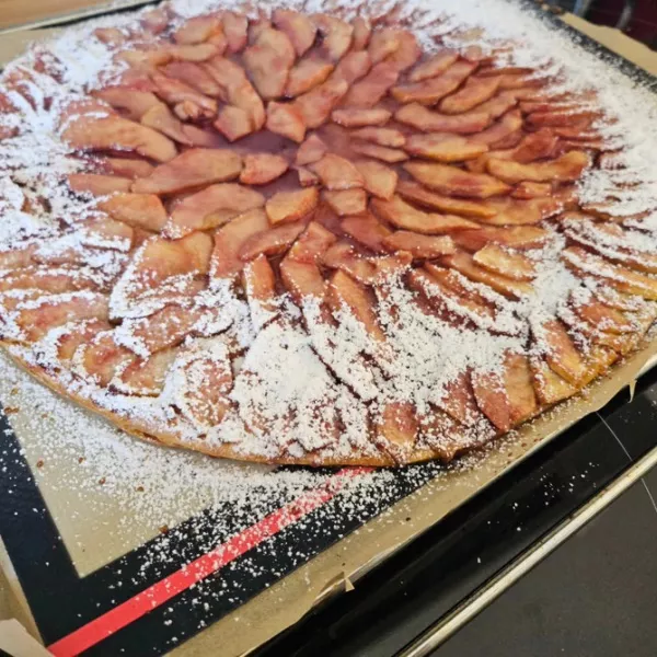 Spécialité de Touraine 👇 Tarte Vigneronne 