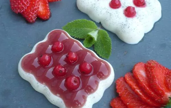 Panna cotta vanille fraise