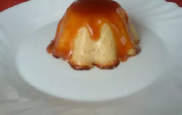 Flans légers à la compote de pommes et son coulis de caramel au beurre salé