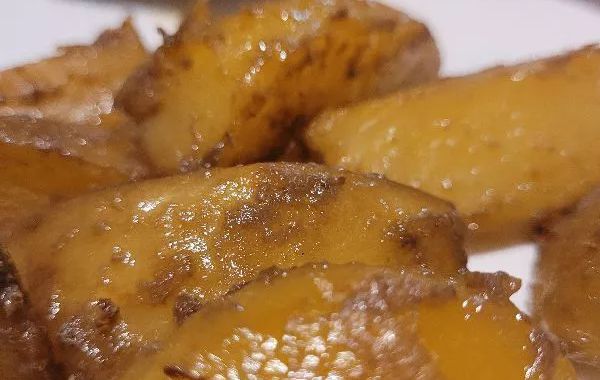 Pommes de terre au café au four