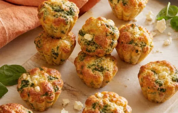 Briochettes épinards, feta & zaatar