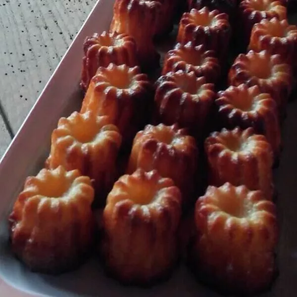 mini cannelés express et sans temps de pause dans le moule FX 2106