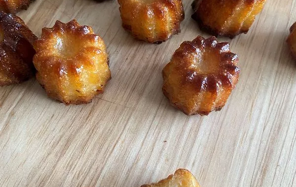 Minis cannelés bordelais