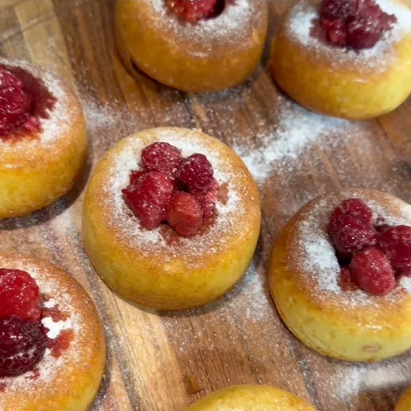 Savarin à la framboise 