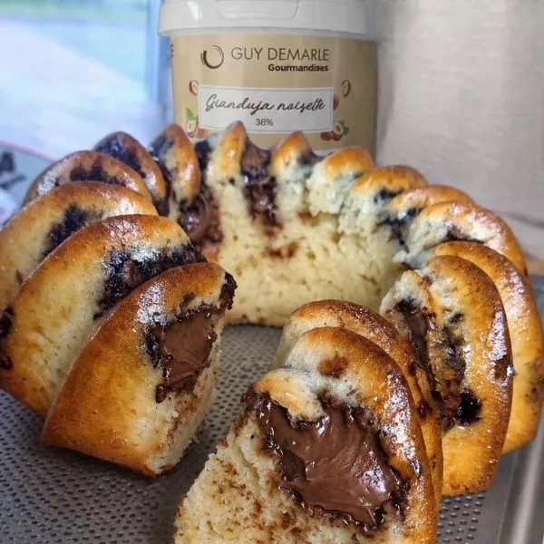 Gâteau Moelleux Crème Fraîche & Cœur Pâte Gianduja Noisette 