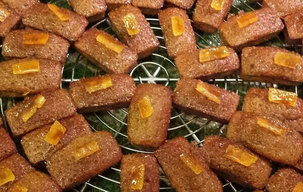 Mini lingots à l'orange confite et dattes