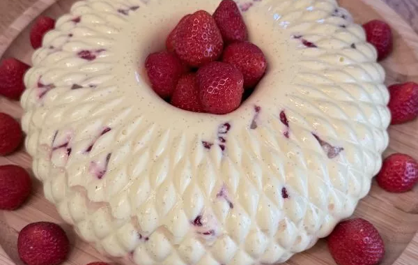 Entremet vanille / fraises pour l'anniversaire de Sam et Zoé - Chez Nanou