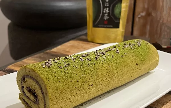 Roulé matcha et chocolat