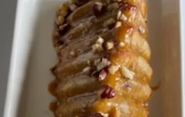 Moelleux à la pomme , sauce « Salidou «