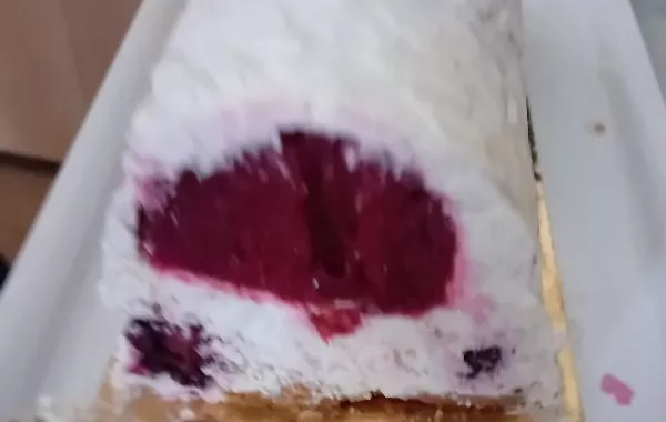 bûche vanille/fruits rouges