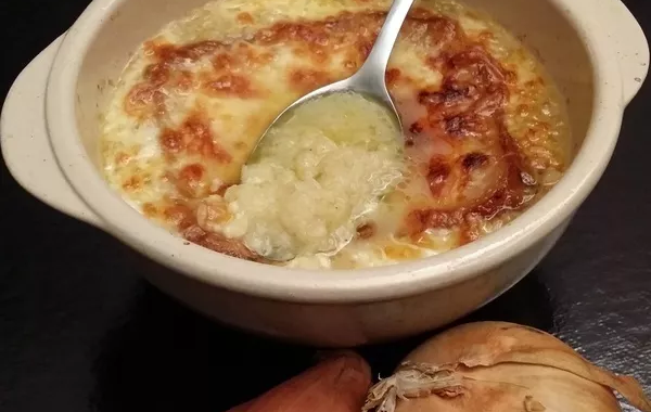 Gratinée à l'oignon de Raymonde