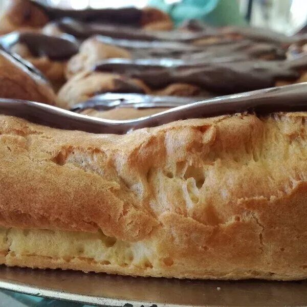 ECLAIRS AU CHOCOLAT