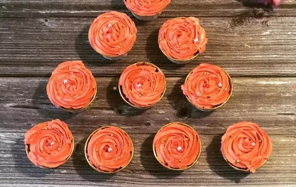 The pink cupcakes