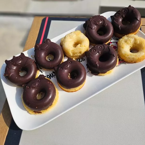 🍍 Donuts moelleux à l'ananas (Moule 12 Donuts Fantastiques)