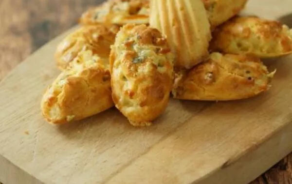 Madeleines allégées roquefort/noix