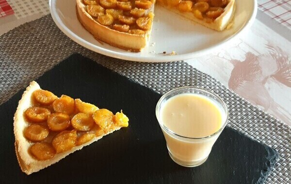 TARTE AUX PRUNES ET SA CREME ANGLAISE VANILLE