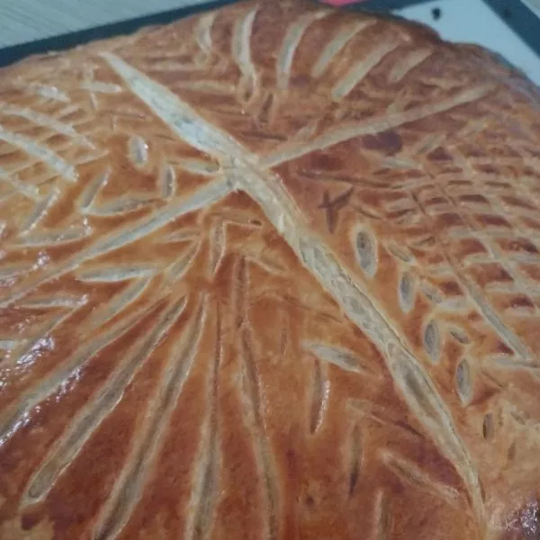 Galette des rois à la crème d'amandes