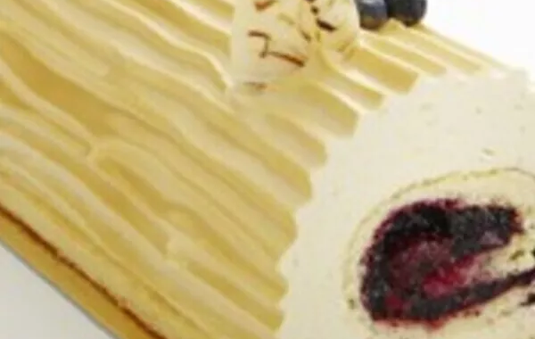 Bûche chocolat blanc myrtille