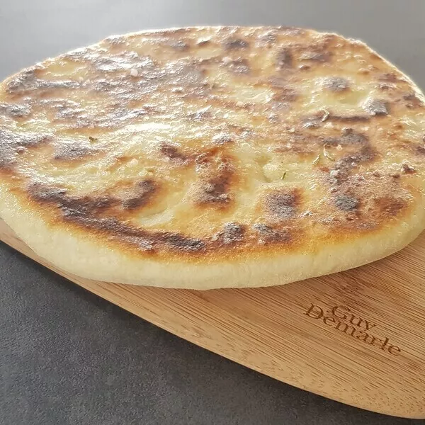 Naan aux fromages sans levure