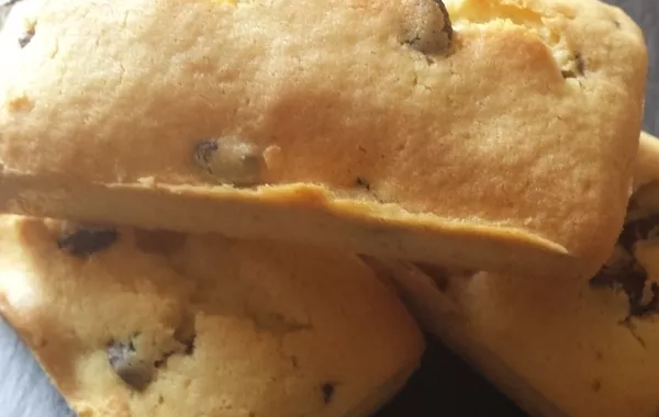 MINI CAKES AUX PEPITES DE CHOCOLAT