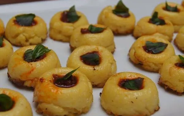 Bouchées à la polenta, parmesan et tomates séchées