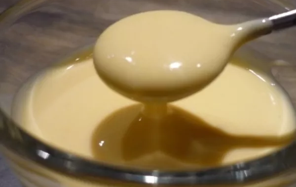 Crème dessert vanillée épaisse