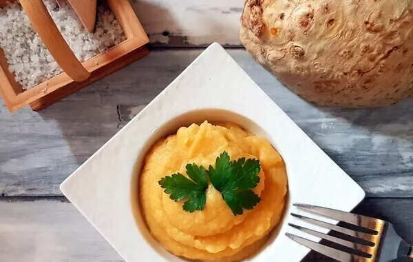 Purée de céleri rave, carotte et pommes de terre