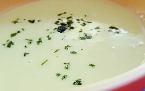 VELOUTE DE POIREAUX
