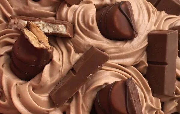 Layer cake au Kinder bueno