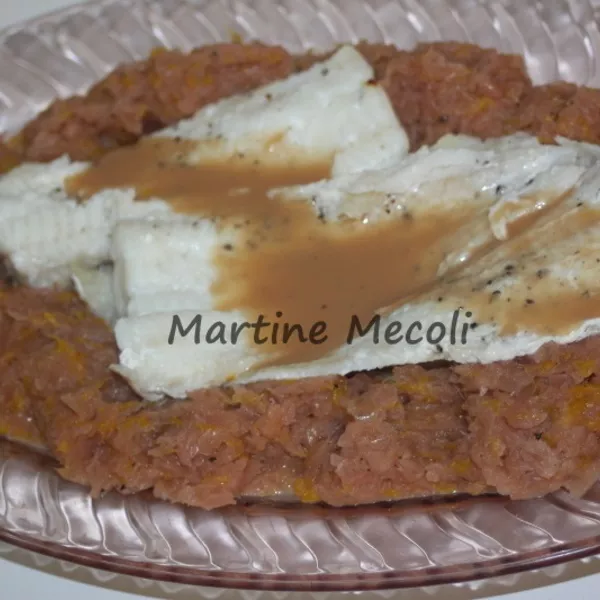 Filets de bar et leur compotée d'oignons sans cook'in