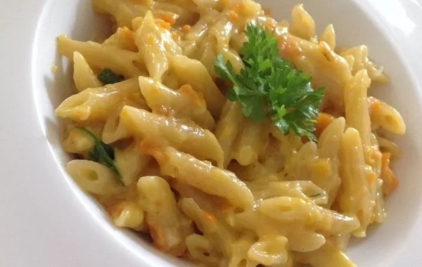 Mini Penne, sauce carotte & crème (Dude
