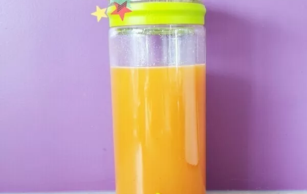 Jus multivitaminé