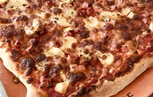 Pizza Regina