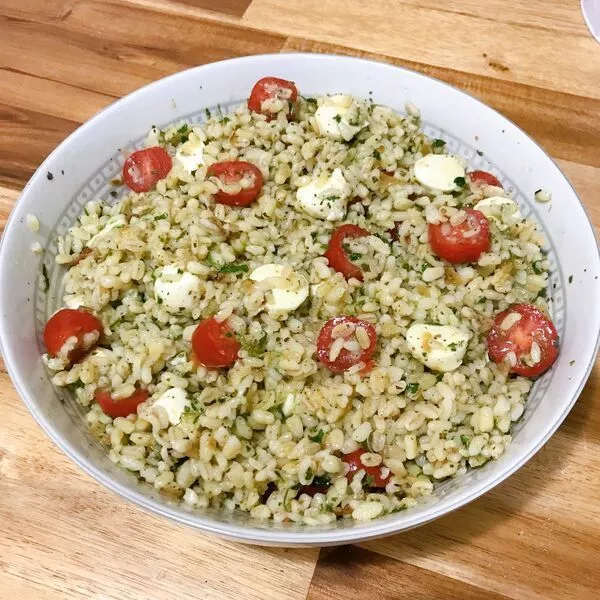 SALADE DE BLE TOMATE MOZZA