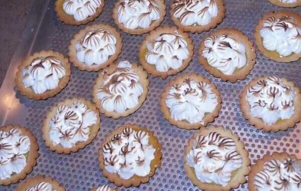 Mini tartelettes au citron meringuées