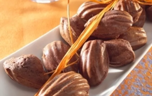 Madeleines au chocolat et zeste de citron vert